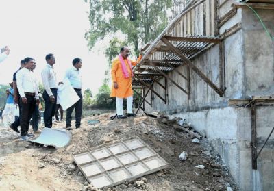 अरुण साव का औचक निरीक्षण, निर्माणाधीन पुल की धीमी प्रगति पर जताई नाराज़गी