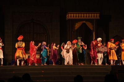 इतिहास से प्रेरणा लेकर ही सशक्त भविष्य का निर्माण संभव: राजेश अग्रवाल