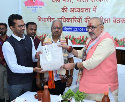कारीगरों की आय बढ़ाने की तैयारी: खादी और हथकरघा सेक्टर के लिए केंद्र सरकार का नया विजन