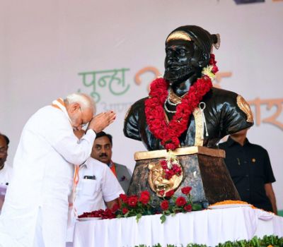  पीएम मोदी ने छत्रपति शिवाजी महाराज की जयंती पर दी श्रद्धांजलि, कहा- &lsquo;वे सिर्फ एक नाम नहीं, वे हमारे लिए आराध्य देव हैं&rsquo; 