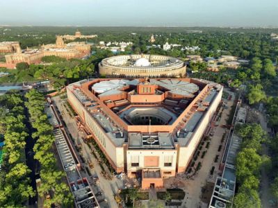  संसद में फिर हंगामा, दोनों सदन दोपहर 2 बजे तक स्थगित