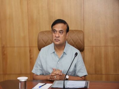  असम के मुख्यमंत्री बिस्वा ने जिला आयुक्तों को औपनिवेशिक मानसिकता छोड़ने का निर्देश दिया