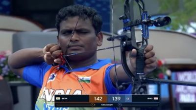  पैरा तीरंदाज तोमन कुमार के स्वर्ण पदक से छत्तीसगढ़ गौरवान्वित, ओलिंपिक तक पहुंचाने वाले कोच को मिलेगा 5 लाख का पुरस्कार