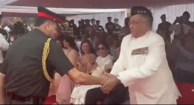  सेना प्रमुख जनरल धीरज सेठ का &lsquo;गार्ड ऑफ ऑनर्स समारोह, पिता को किया सैल्यूट, परिजनों का लिया आशीर्वाद